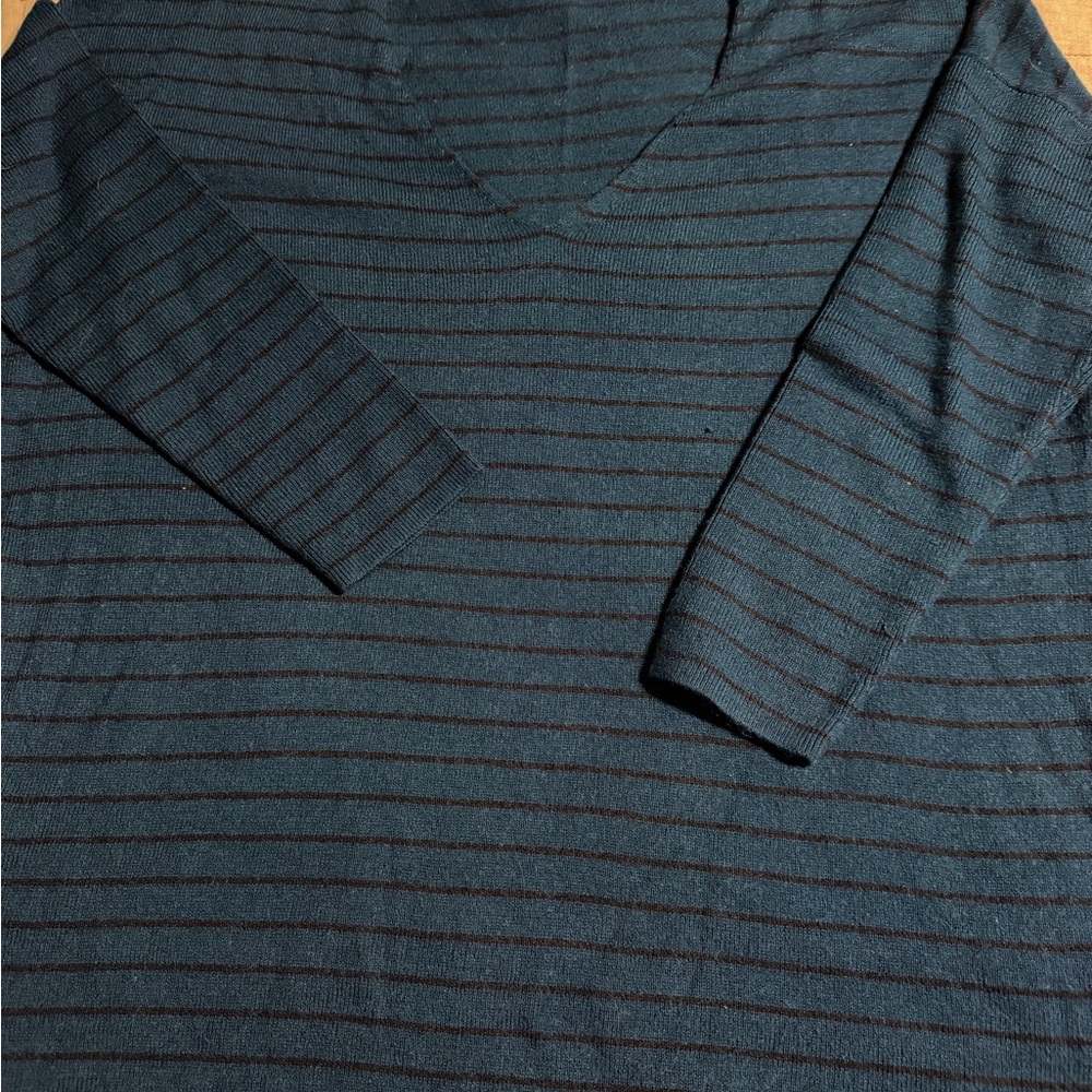 Blue and black stripe V-neck light sweater size extra small from loft